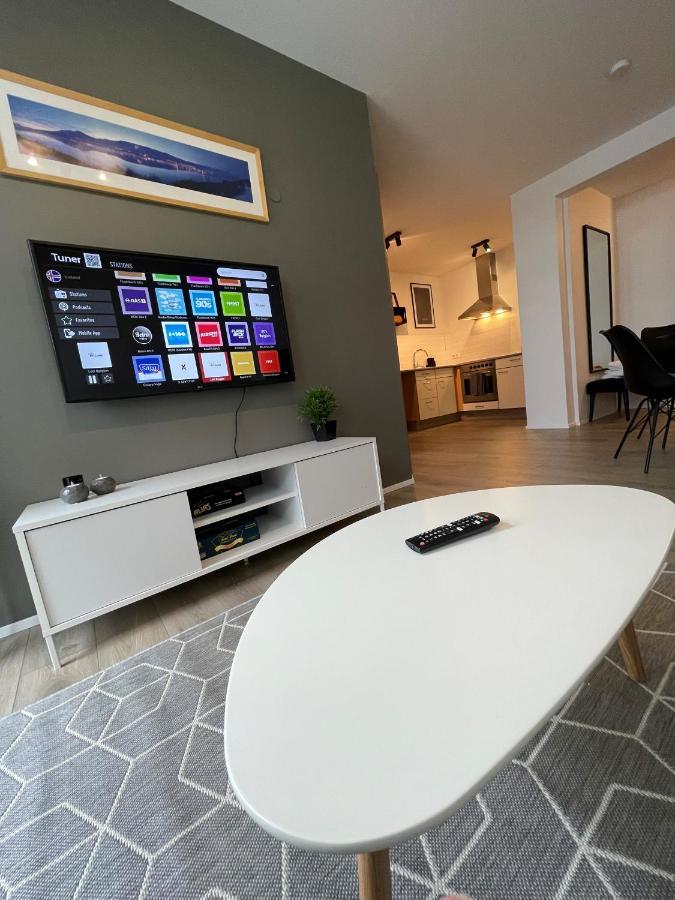 Saga Apartments אקורירי מראה חיצוני תמונה