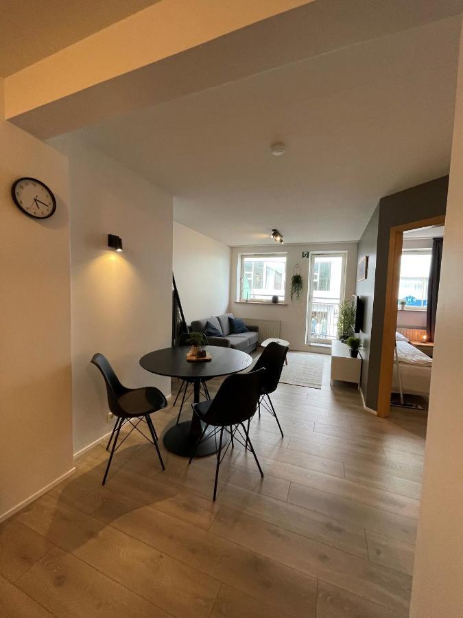 Saga Apartments אקורירי מראה חיצוני תמונה